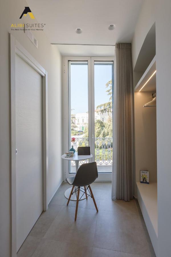 Alibi Suites Suite Museum: Gioiello Con Vista Sul Museo Archeologico Nazionale, Letto E Doccia Con Cromoterapia, Smart Tv, Wifi E A/C Ruvo di Puglia Eksteriør billede