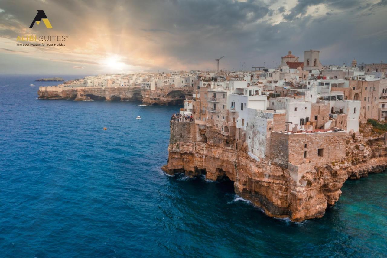 Alibi Suites Suite Museum: Gioiello Con Vista Sul Museo Archeologico Nazionale, Letto E Doccia Con Cromoterapia, Smart Tv, Wifi E A/C Ruvo di Puglia Eksteriør billede